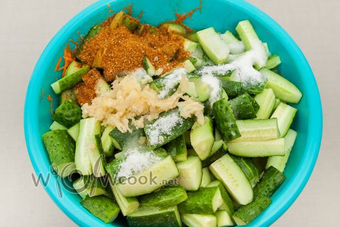 Хрустящие малосольные огурцы — фото рецепт