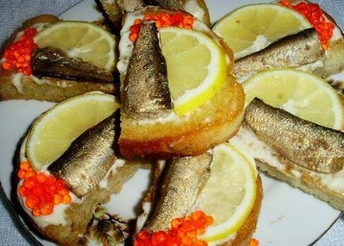 Пасты, паштеты и намазки для бутербродов на праздничный стол: 10 фото рецептов