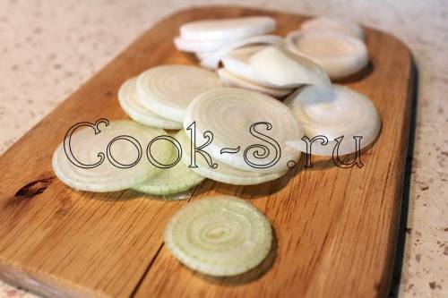 Курица в кефире — варианты приготовления