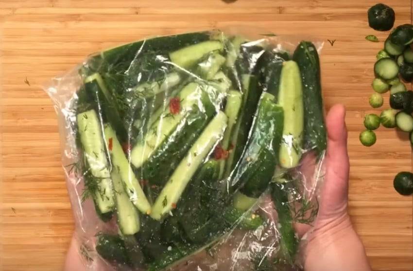 Хрустящие малосольные огурцы — фото рецепт