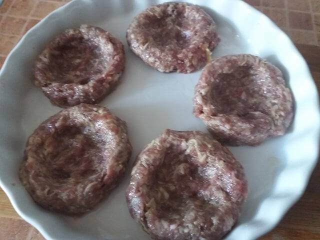 Стожки из фарша и картофеля в духовке