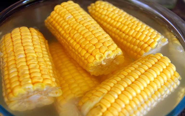 Попкорн в домашних условиях из кукурузы на сковороде