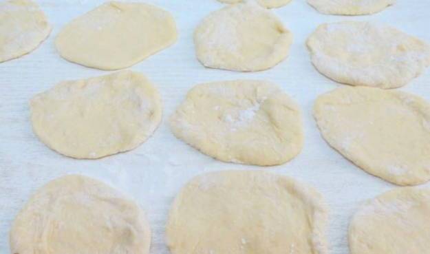 Постные пирожки с грибами