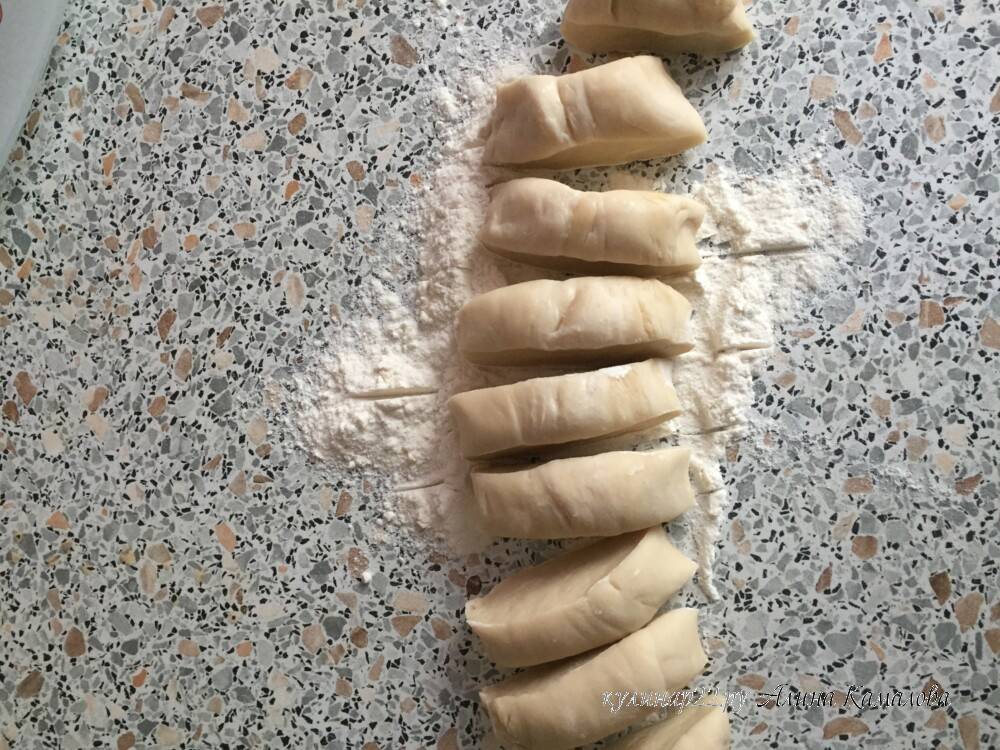 Сочные чебуреки из готового теста: 3 фото-рецепта