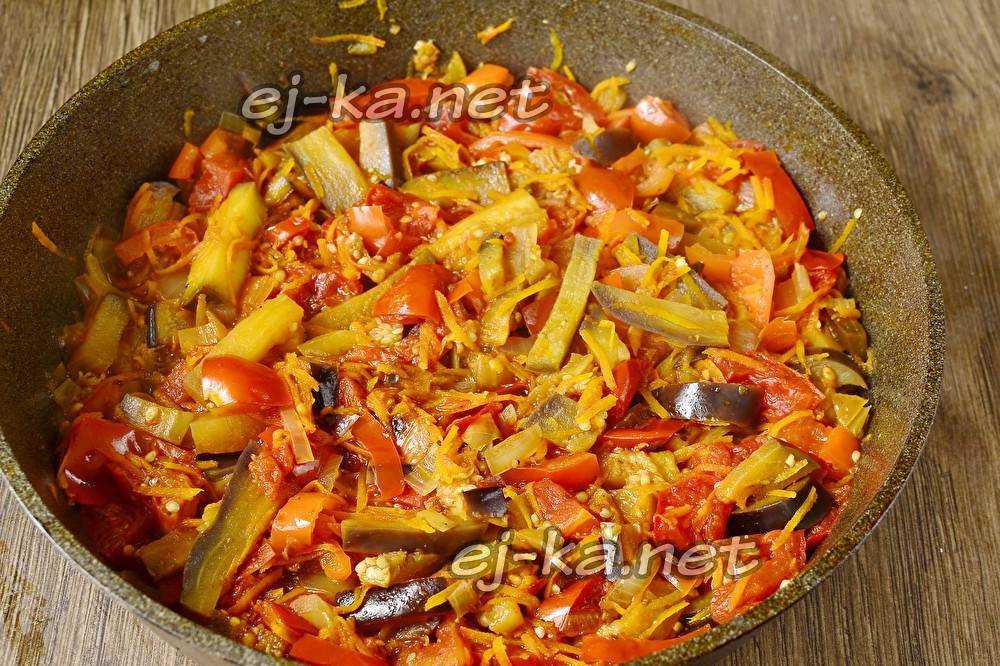 Салат «Пятерочка» на зиму с баклажанами — фото рецепт