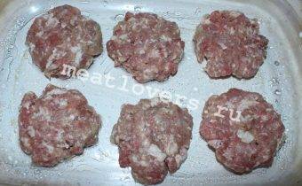 Стожки из фарша и картофеля в духовке