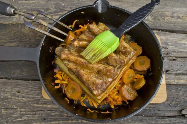 Грудинка в духовке: 4 рецепта с фото в духовке в фольге, рукаве, с картошкой