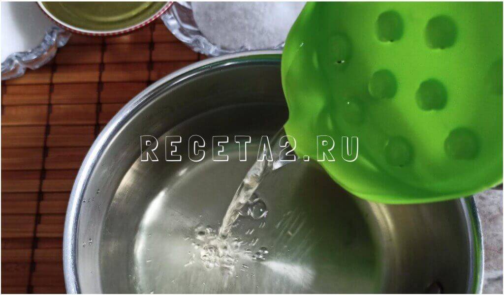 Огурцы с бархатцами: необычный рецепт соленья