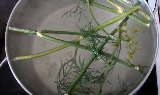 Хрустящие малосольные огурцы — фото рецепт