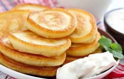 Пышные оладьи на молоке без дрожжей