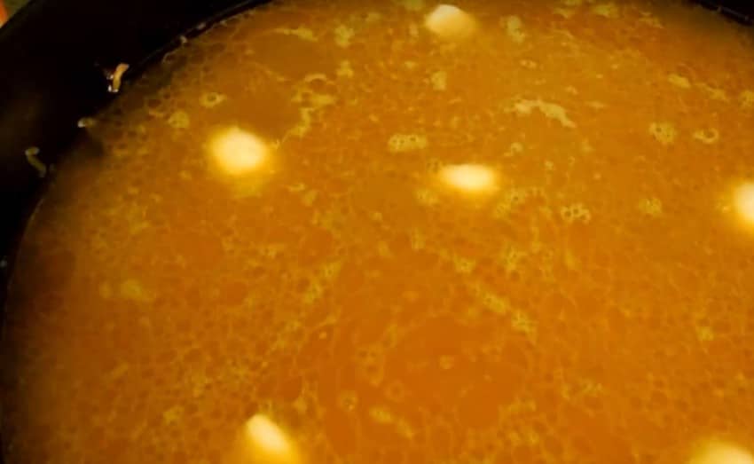 Плов из свинины на плите, в сковороде, на костре и в мультиварке