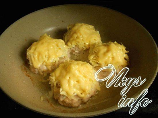 Стожки из фарша и картофеля в духовке