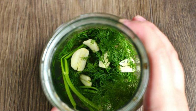 Хрустящие малосольные огурцы — фото рецепт