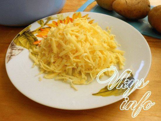 Стожки из фарша и картофеля в духовке