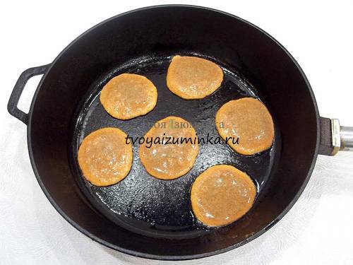 Как готовить икряники или оладушки из икры? Фото рецепт