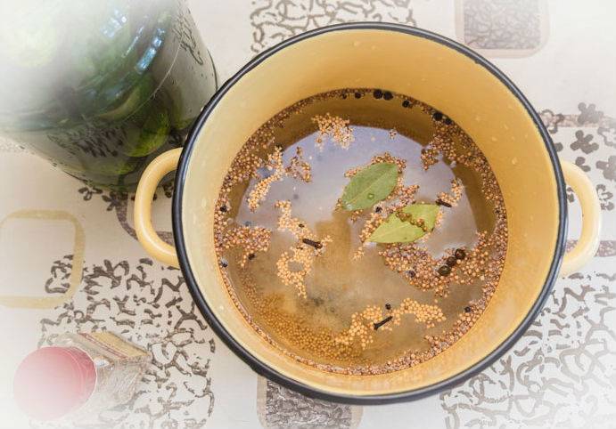 Хрустящие малосольные огурцы — фото рецепт