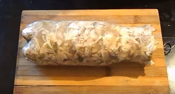 Как приготовить праздничный холодец из курицы: рецепт с фото