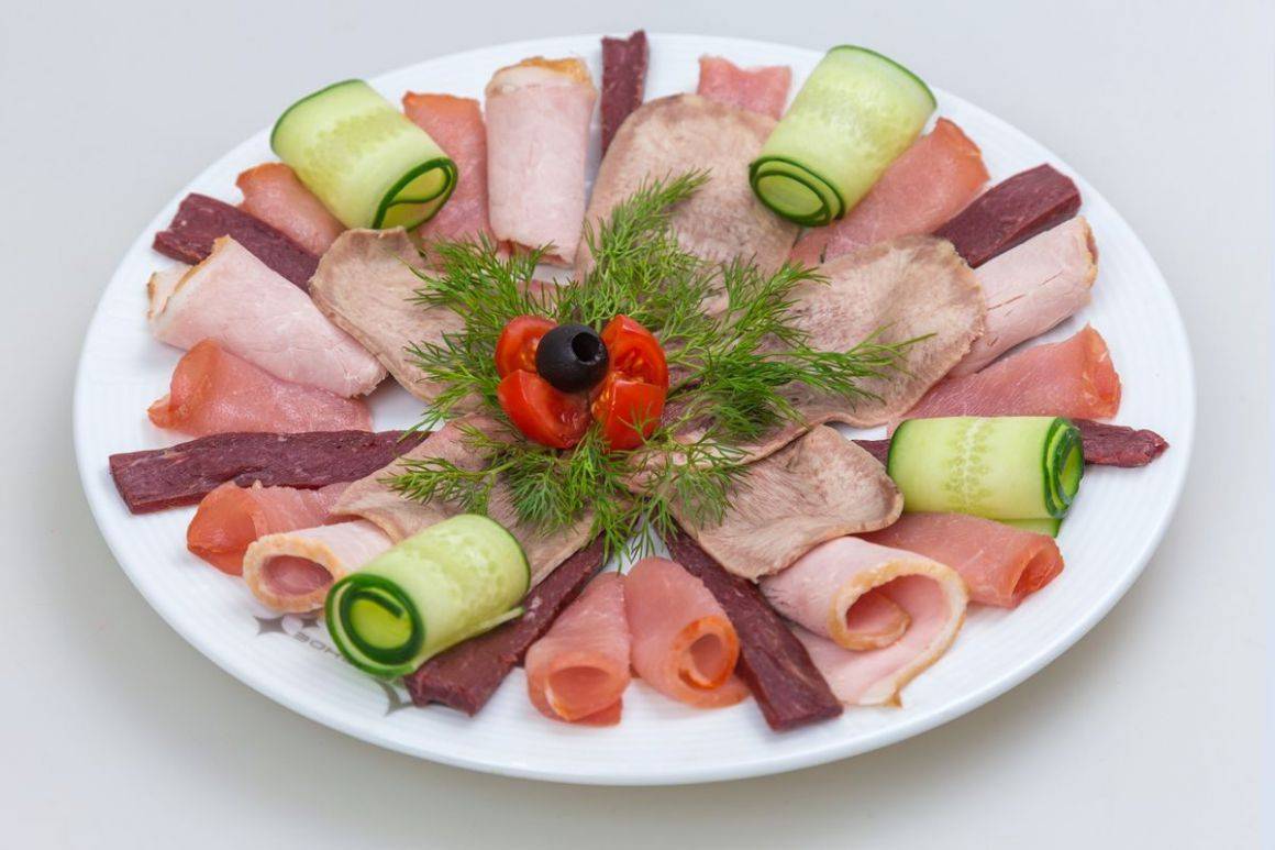 Куличи с корицей и сухофруктами «Царские»