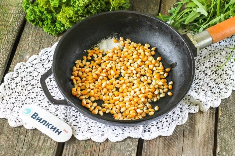 Как жарить попкорн на сковороде из кукурузы