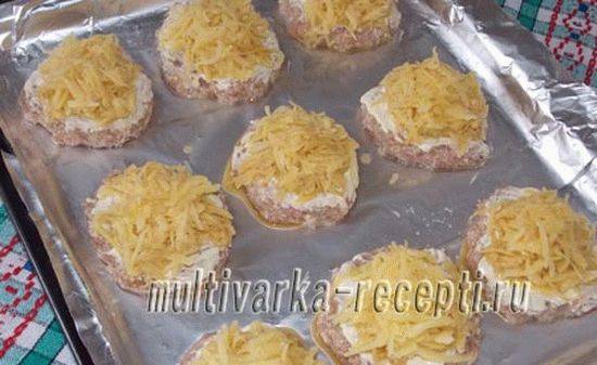 Стожки из фарша и картофеля в духовке