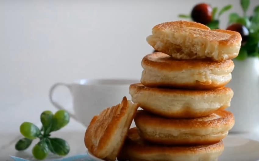Оладьи на воде: пышные и воздушные! 3 фото-рецепта