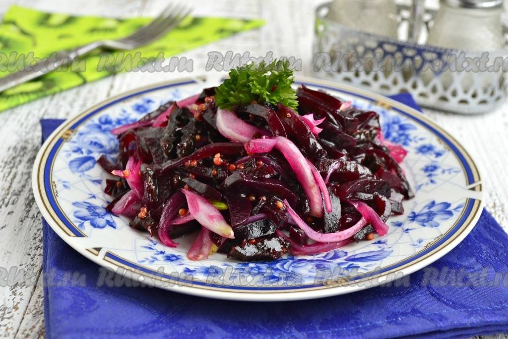 Салаты из вареной свеклы – 10 вкусных и простых рецептов