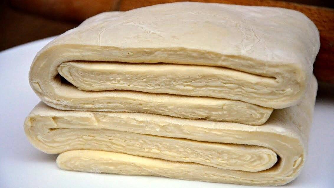 Как приготовить вкусное слоеное тесто: самые лучшие рецепты