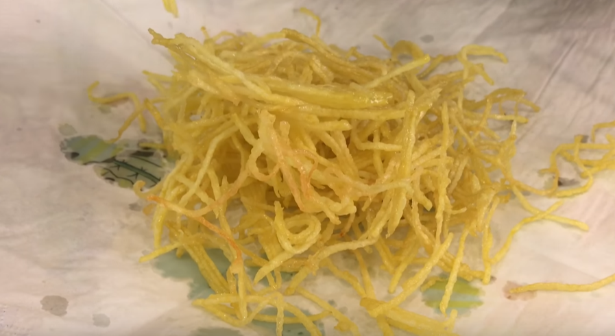 Салат гнездо глухаря с курицей: фото-рецепт