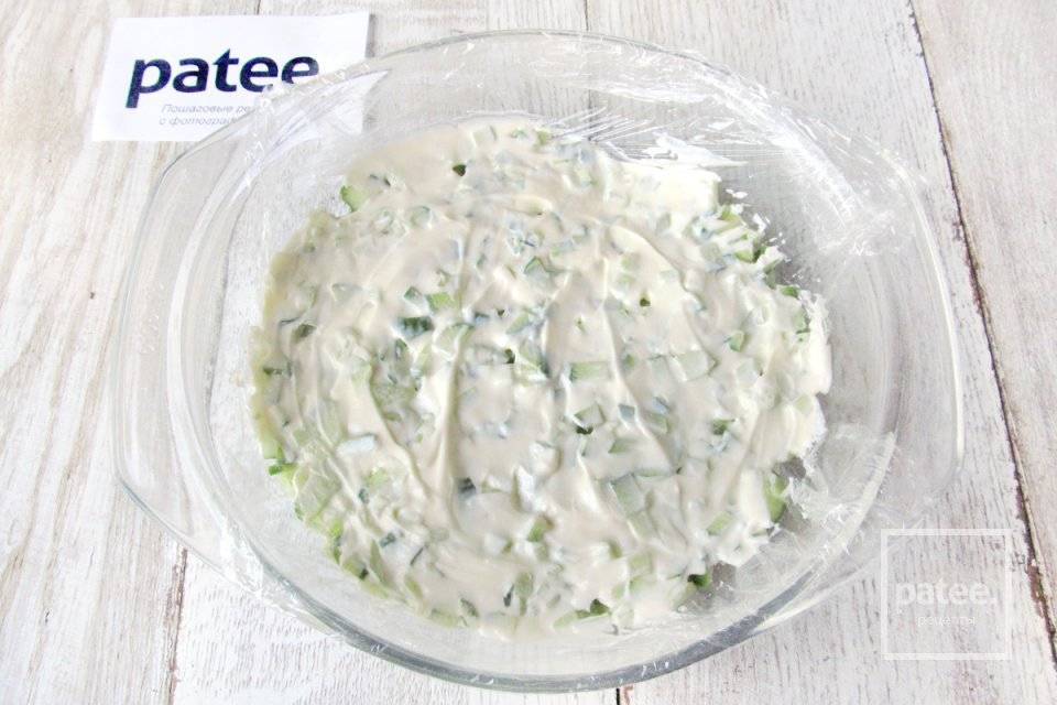 Салат с копченым окорочком: фото-рецепт, который вас удивит